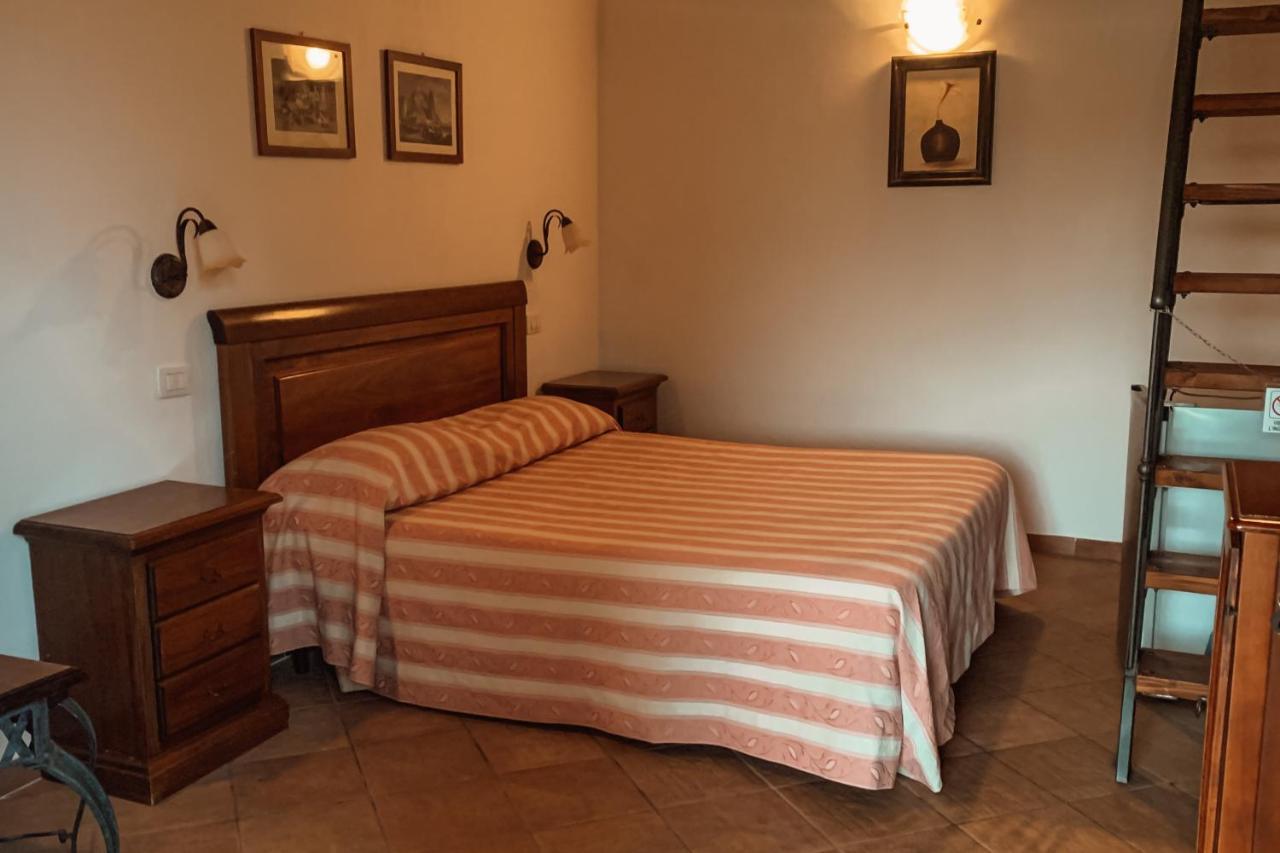 Agriturismo Il Puntoncino Marsiliana Buitenkant foto