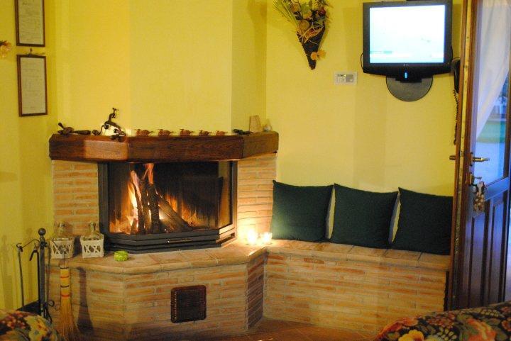 Agriturismo Il Puntoncino Marsiliana Buitenkant foto